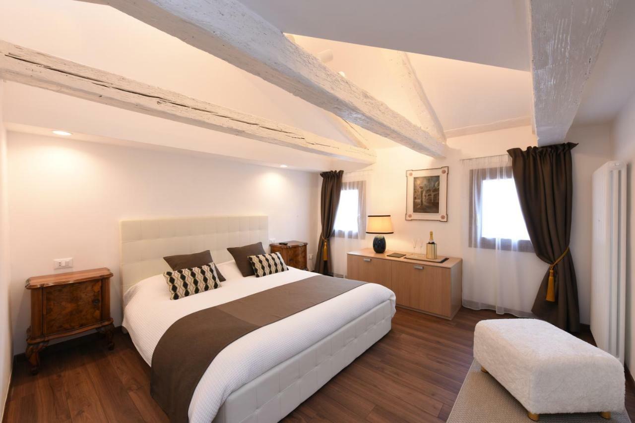 Sweet Apartment Frari Venedig Eksteriør billede
